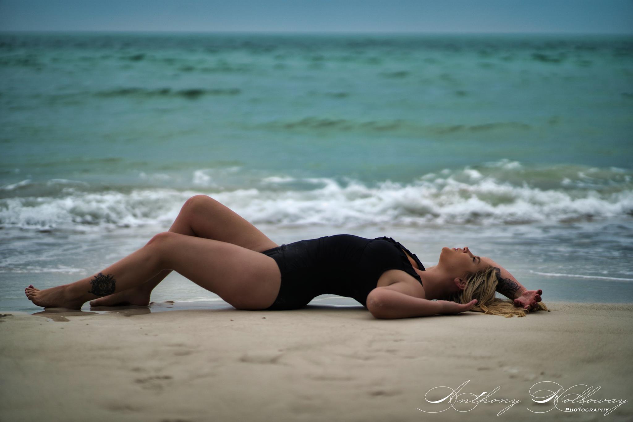 Beer Can Island Photoshoot With Hope Dotson.